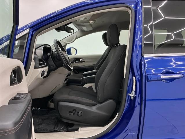 2020 Chrysler Pacifica Touring