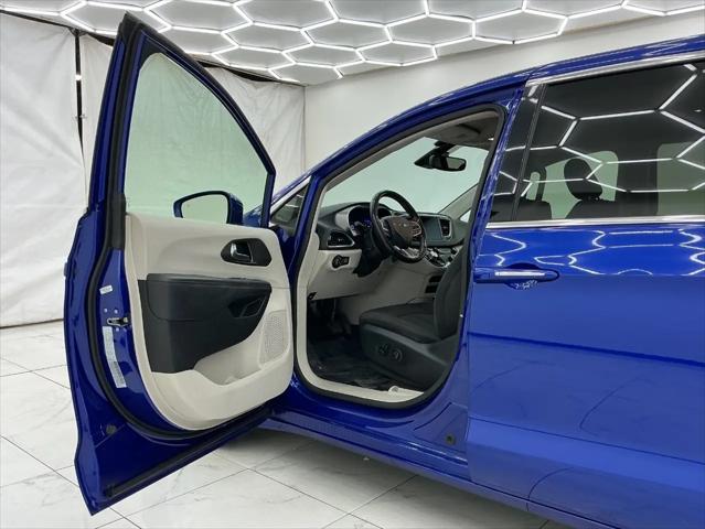 2020 Chrysler Pacifica Touring