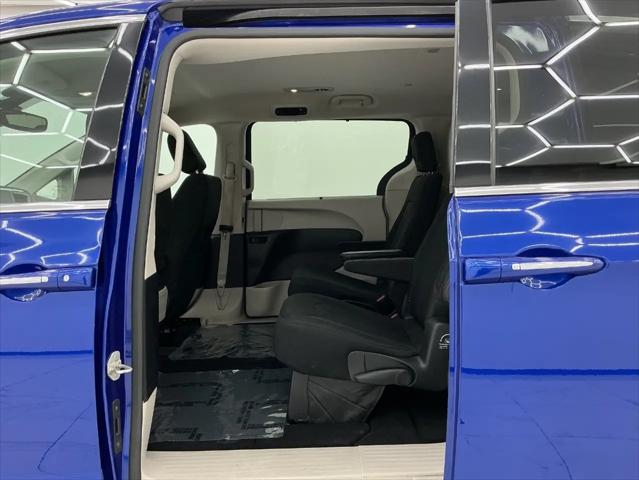 2020 Chrysler Pacifica Touring