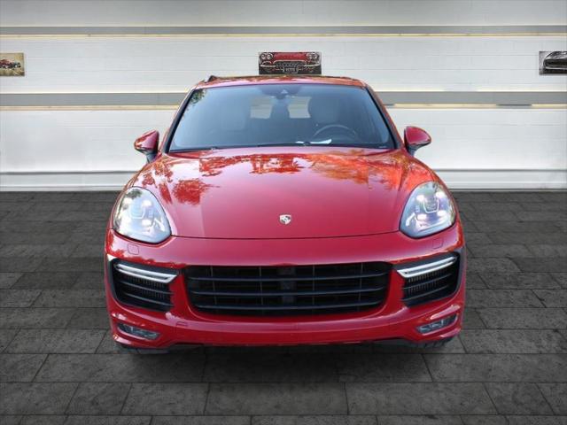 2016 Porsche Cayenne GTS