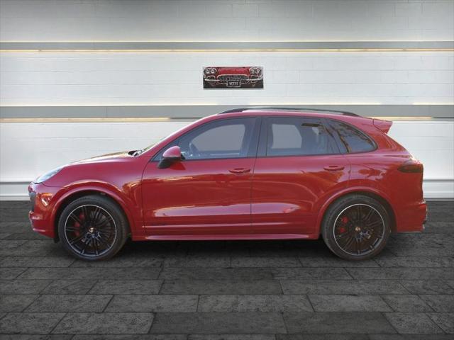 2016 Porsche Cayenne GTS