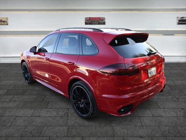 2016 Porsche Cayenne GTS