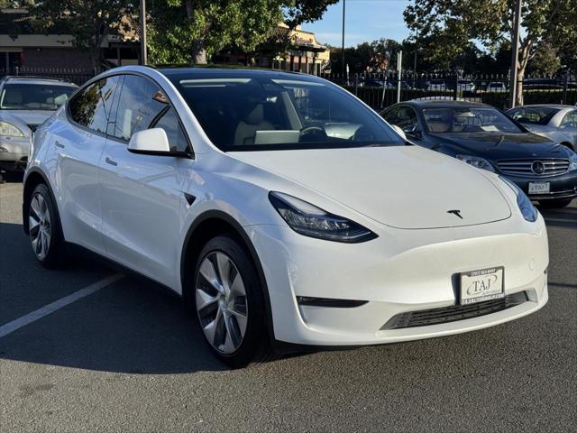 2023 Tesla Model Y Long Range Dual Motor All-Wheel Drive
