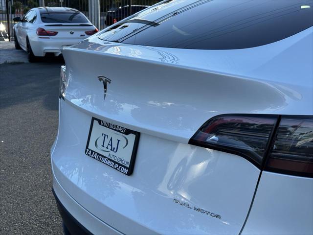 2023 Tesla Model Y Long Range Dual Motor All-Wheel Drive