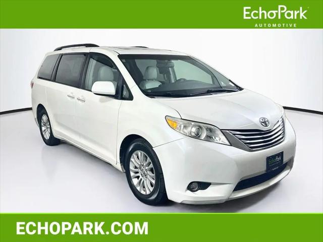 2015 Toyota Sienna XLE 8 Passenger for sale in San Antonio, TX