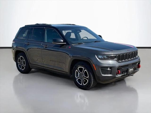2022 Jeep Grand Cherokee Trailhawk 4x4 for sale in Rochester, MN