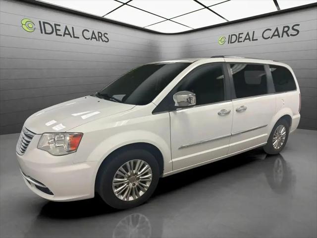 2016 Chrysler Town & Country Limited for sale in Mesa, AZ