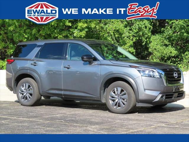 2025 Nissan Pathfinder S 4WD for sale in Oconomowoc, WI