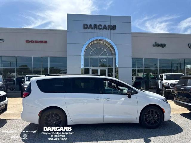 2024 Chrysler Pacifica Touring L for sale in Rockville, MD