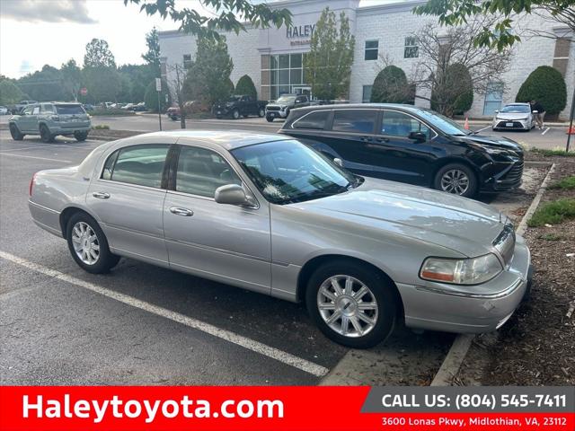 2009 Lincoln Town Car Signature Limited for sale in Midlothian, VA