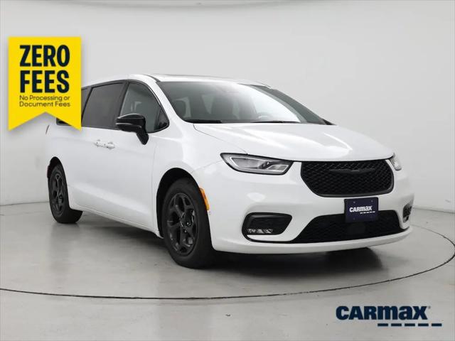 2023 Chrysler Pacifica Hybrid Limited for sale in O'Fallon, IL