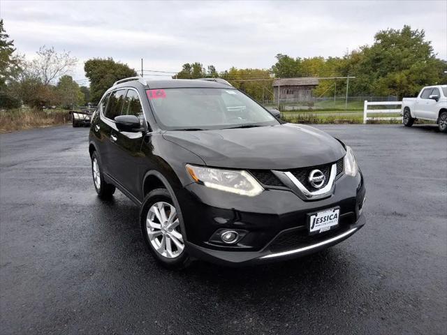 2016 Nissan Rogue SV for sale in Honeoye Falls, NY