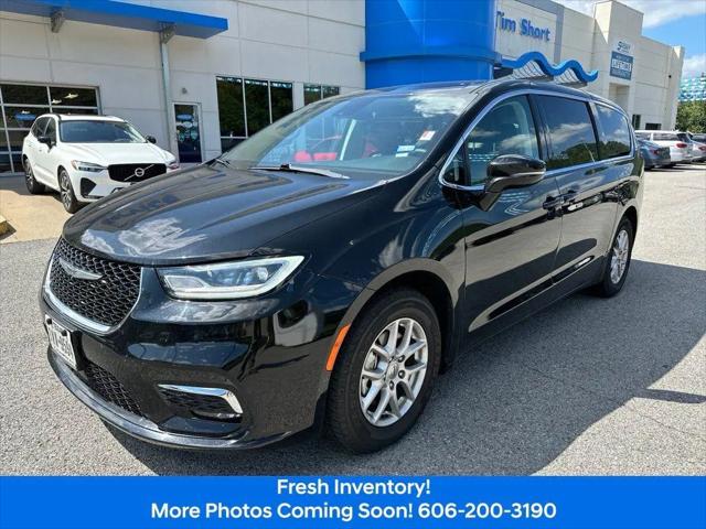 2024 Chrysler Pacifica Touring L for sale in Ivel, KY