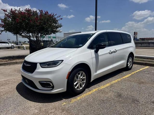 2024 Chrysler Pacifica Touring L for sale in Houston, TX
