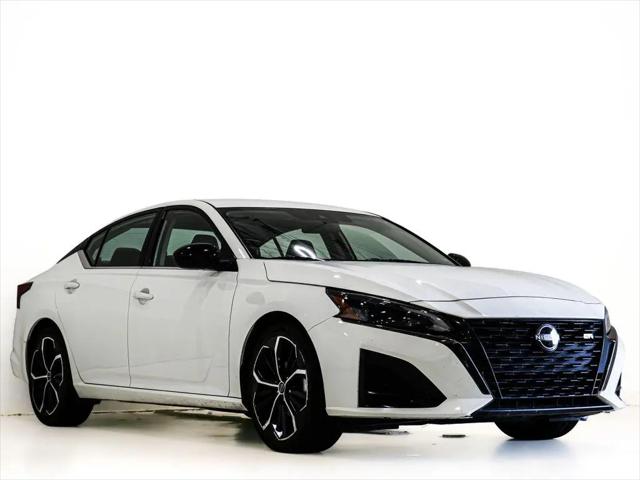 2024 Nissan Altima SR FWD for sale in Lansing, IL