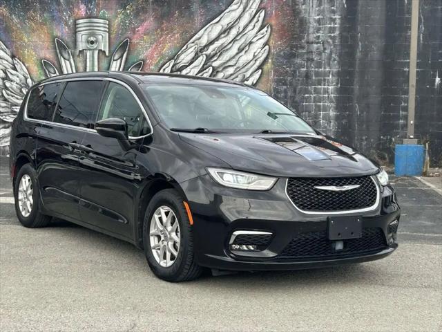 2023 Chrysler Pacifica Touring L for sale in Knoxville, TN