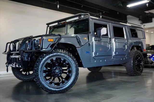 2003 HUMMER H1 Enclosed for sale in Naperville, IL