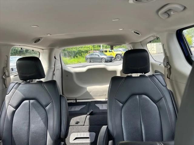 2019 Chrysler Pacifica Touring L