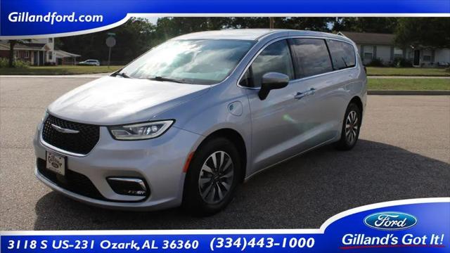 2023 Chrysler Pacifica Hybrid Touring L for sale in Ozark, AL