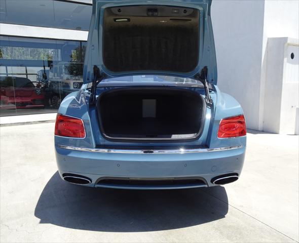 2014 Bentley Flying Spur Sedan