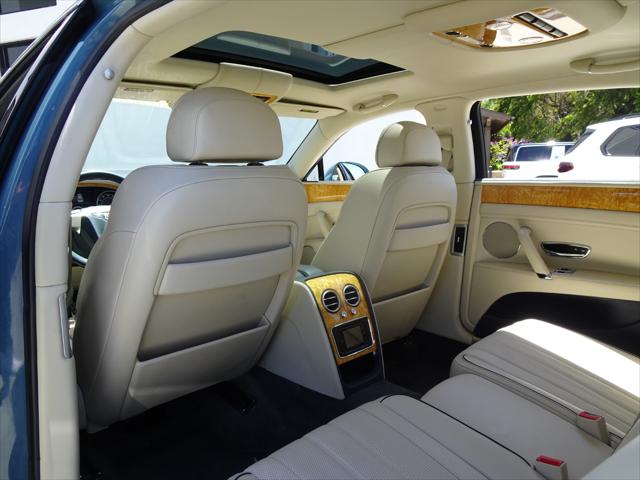2014 Bentley Flying Spur Sedan