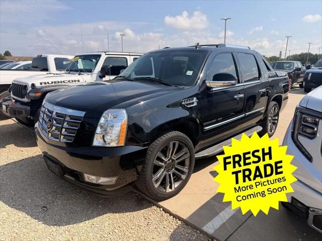 2013 Cadillac Escalade EXT Luxury for sale in Charles City, IA