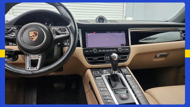 2020 Porsche Macan Macan
