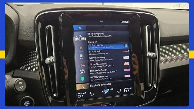 2021 Volvo XC40 T4 R-Design