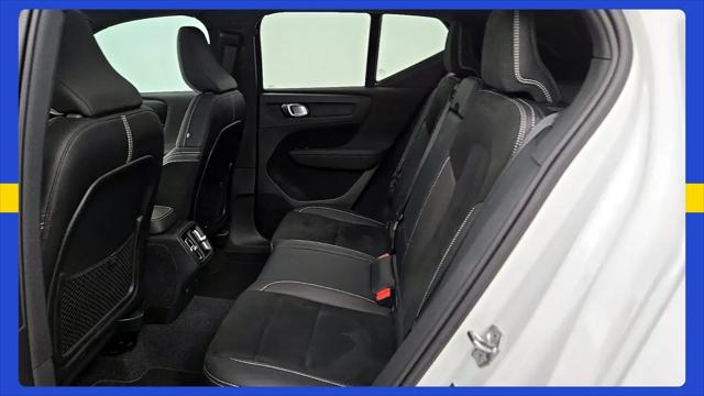 2021 Volvo XC40 T4 R-Design