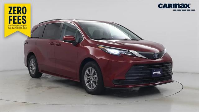 2022 Toyota Sienna LE for sale in Lynchburg, VA