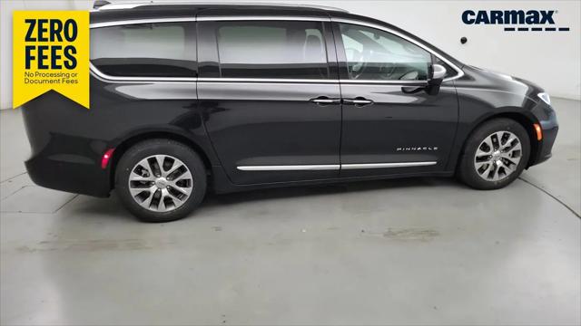 2023 Chrysler Pacifica Hybrid Pinnacle for sale near Cincinnati, OH