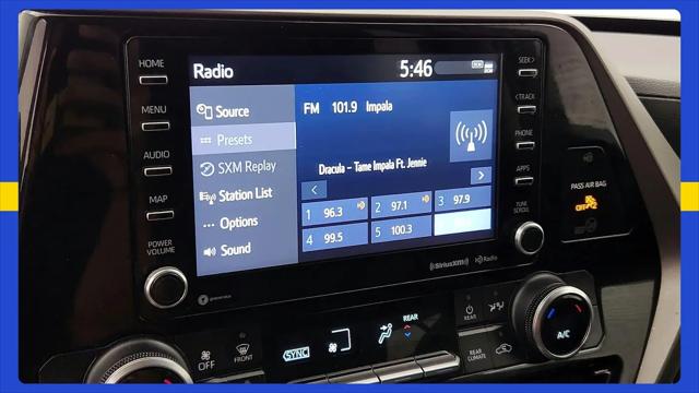 2021 Toyota Highlander LE