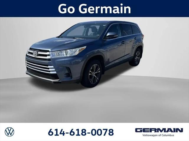2019 Toyota Highlander LE for sale in Columbus, OH