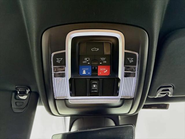 2023 Ram 1500 Laramie Crew Cab 4x4 64 Box