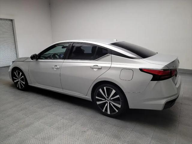 2021 Nissan Altima SR FWD