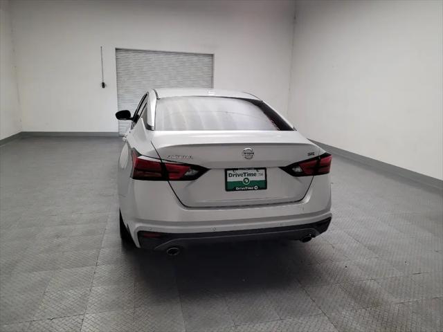 2021 Nissan Altima SR FWD