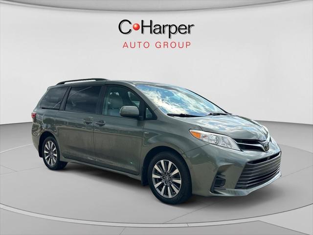2020 Toyota Sienna LE