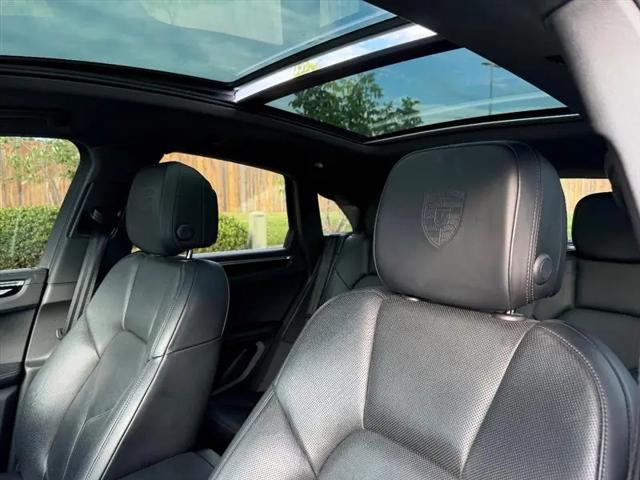 2015 Porsche Macan S