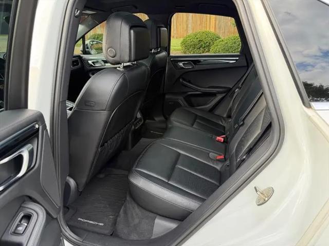 2015 Porsche Macan S