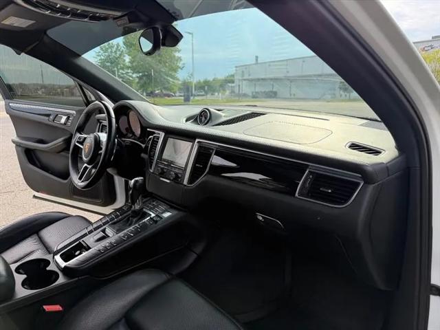 2015 Porsche Macan S