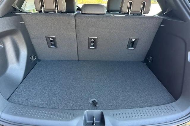 2027 Chevrolet Bolt LT FWD