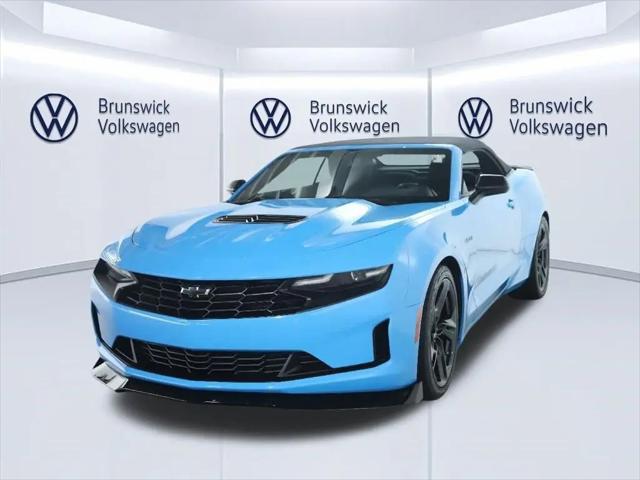 2022 Chevrolet Camaro RWD Convertible LT1 for sale in Brunswick, OH