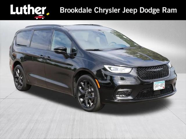 2026 Chrysler Pacifica Limited AWD for sale in Minneapolis, MN