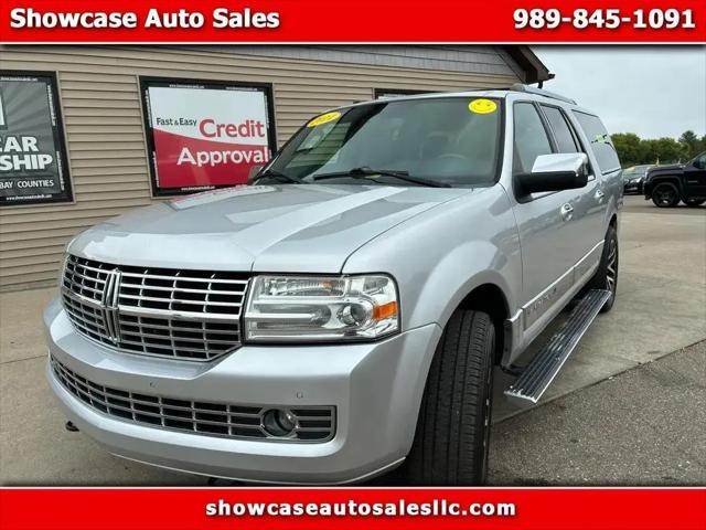 2014 Lincoln Navigator L Base for sale in Chesaning, MI