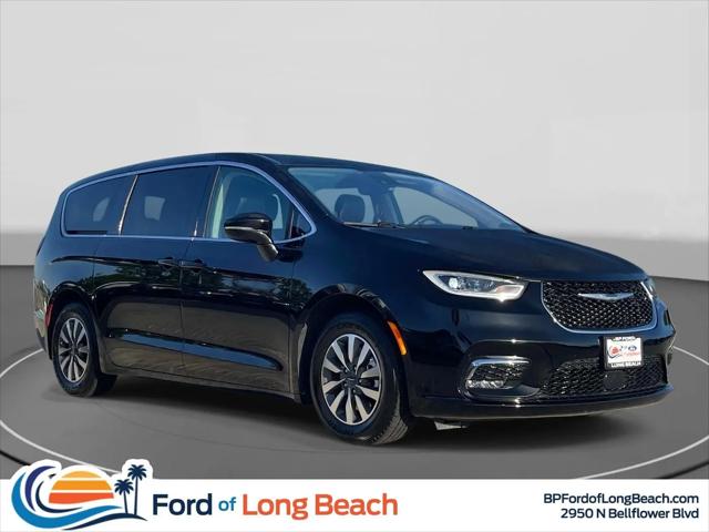 2024 Chrysler Pacifica Hybrid Select for sale in Long Beach, CA