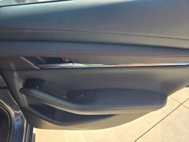 2026 Mazda Mazda3 2.5 S Carbon Edition