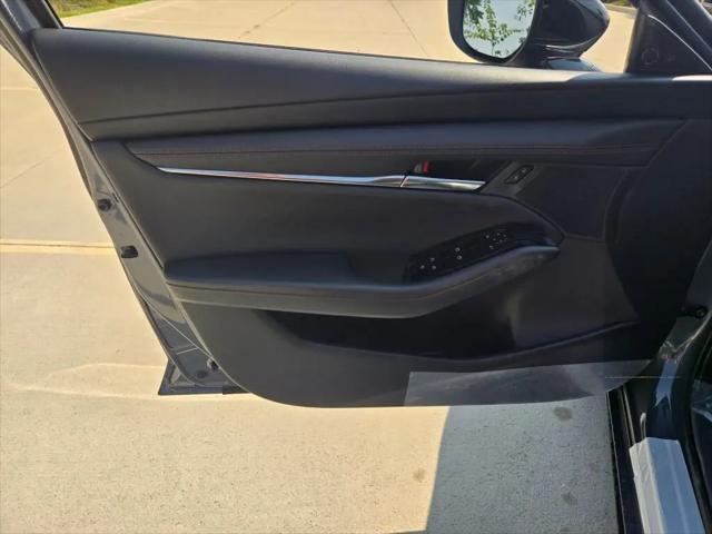 2026 Mazda Mazda3 2.5 S Carbon Edition