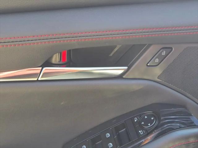 2026 Mazda Mazda3 2.5 S Carbon Edition