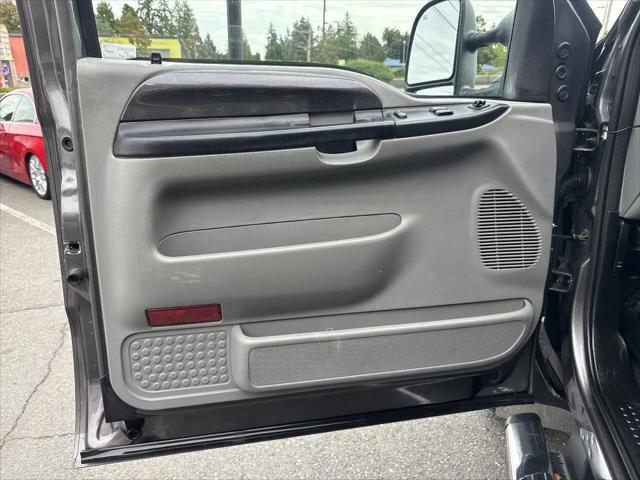 2004 Ford F-350 LARIAT