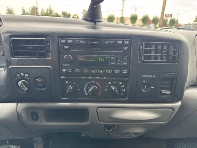 2004 Ford F-350 LARIAT